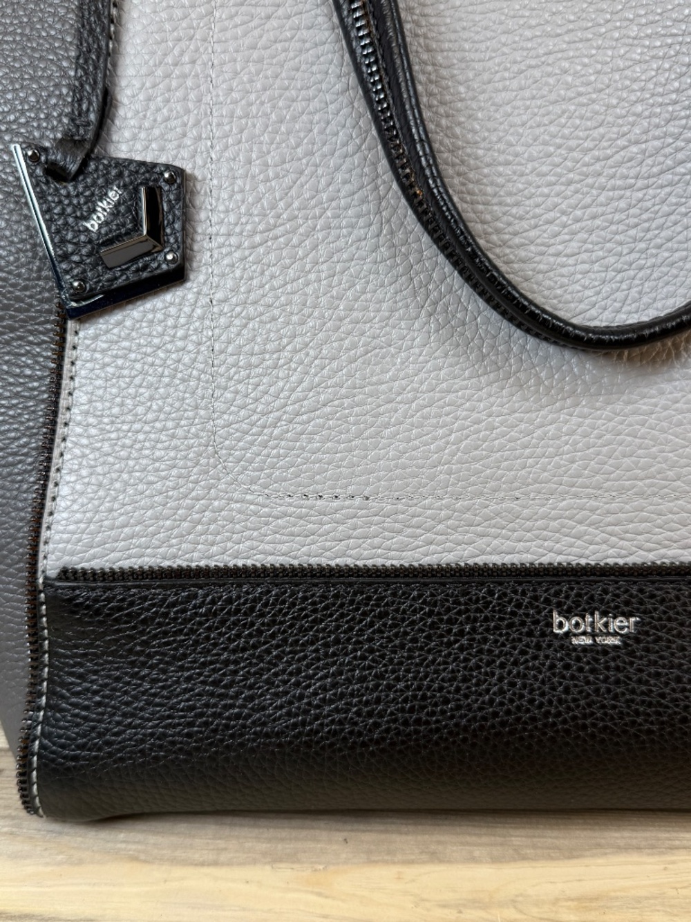 Botkier New York Pebbled Leather Tote Black Gray Ivory Zipper Trim Tri Color - Picture 9 of 16